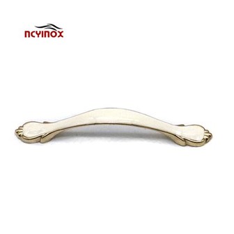 Đồ nội thất hiện đại mạ vàng Phần cứng kéo tủ phổ biến